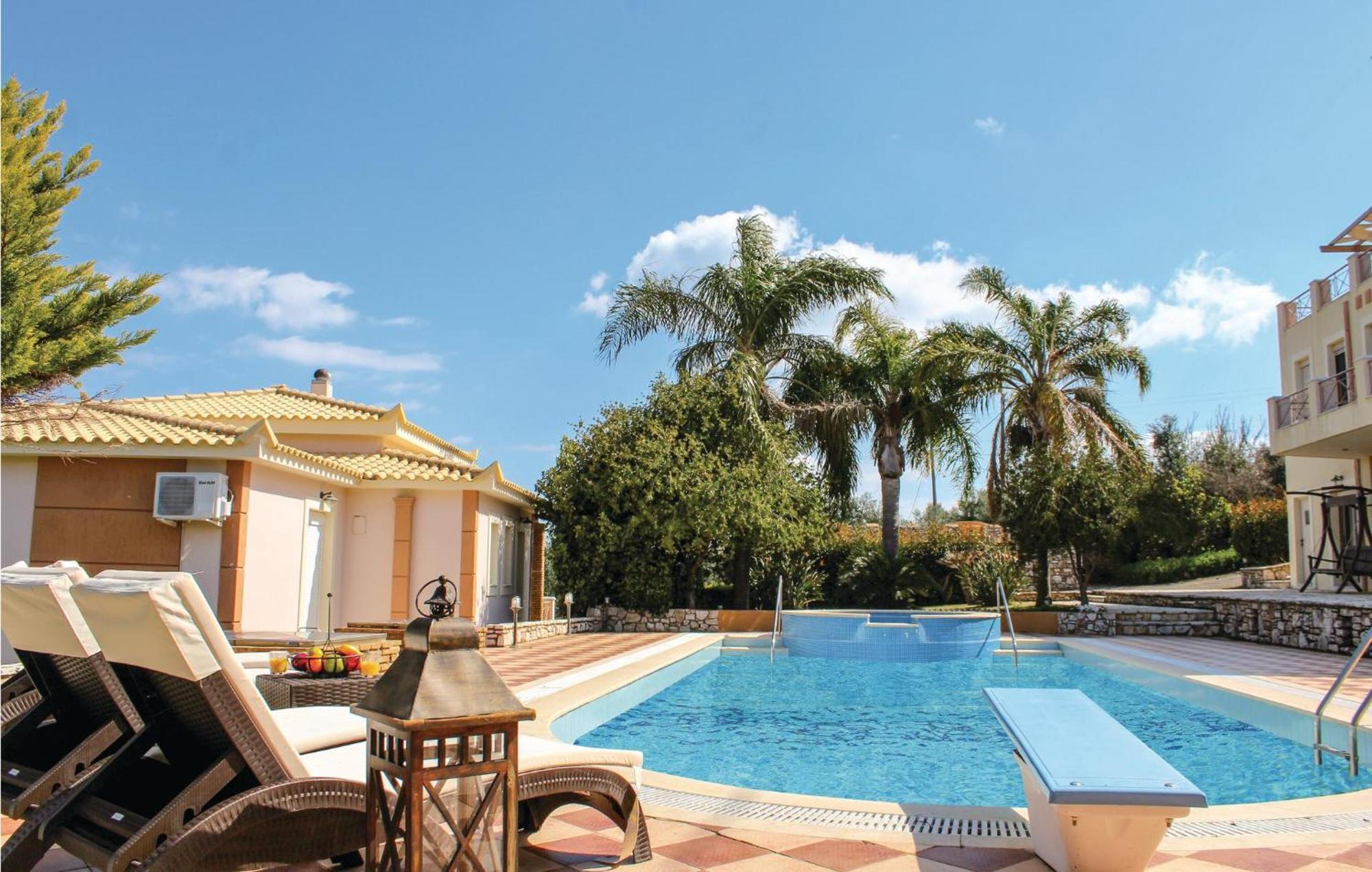 Amazing Home In Koroni With Wifi Exteriér fotografie